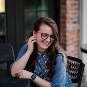 Meet your Posher, Kelsey